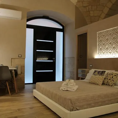 Bed and Breakfast La Dimora del Principe-Piano terra Trani Esterno foto