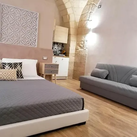 Bed and Breakfast La Dimora del Principe-Piano terra Trani Esterno foto
